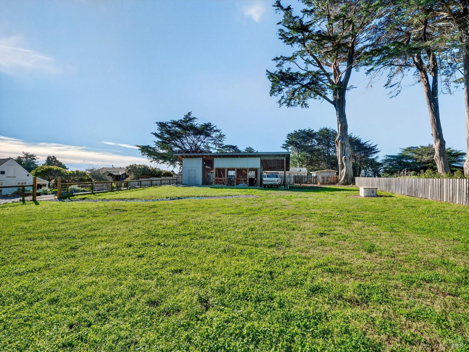44900 Little Lake Road Mendocino CA 95460