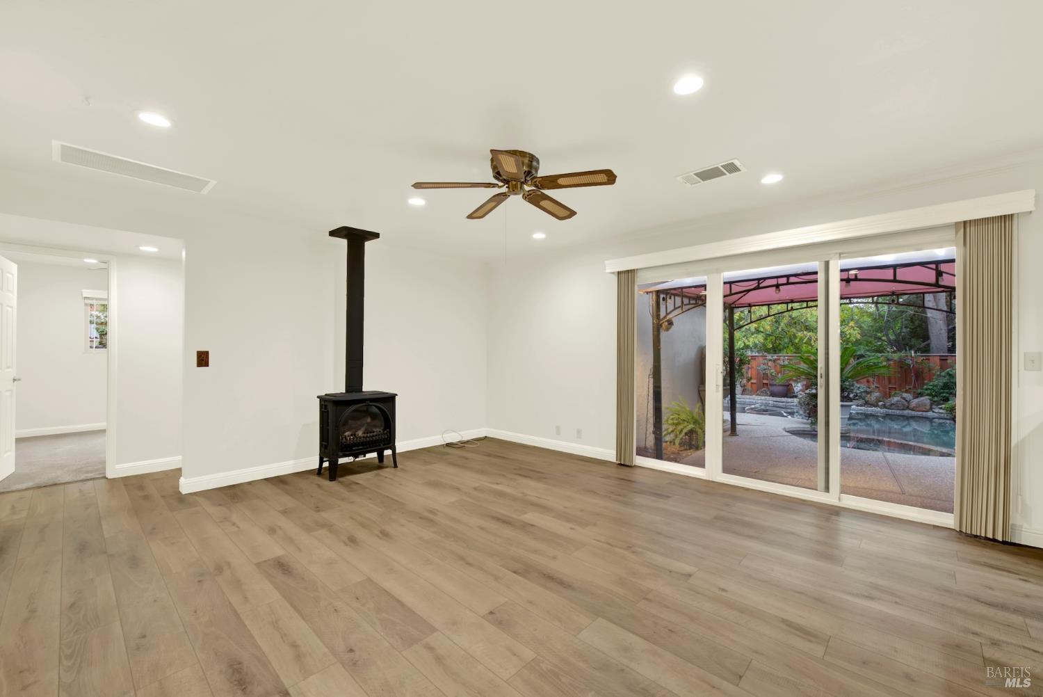 378 Evergreen Drive Vacaville CA 95688