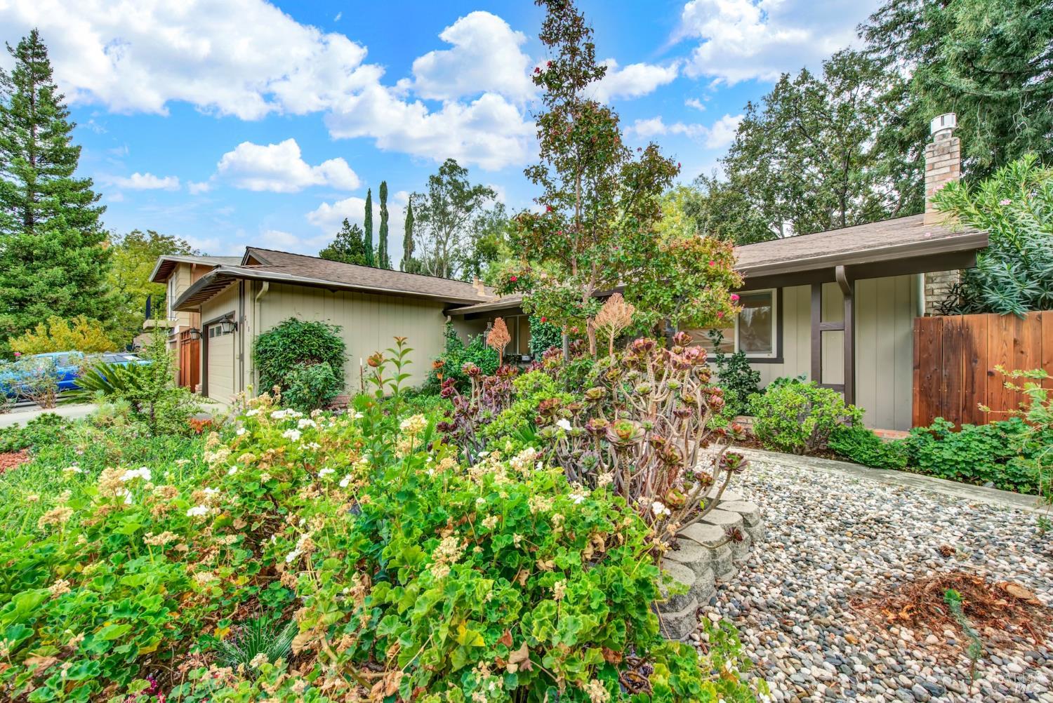 378 Evergreen Drive Vacaville CA 95688