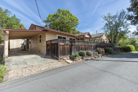 18090 Las Lomas Road Sonoma CA 95476