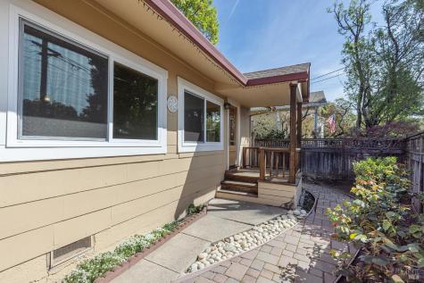 18090 Las Lomas Road Sonoma CA 95476