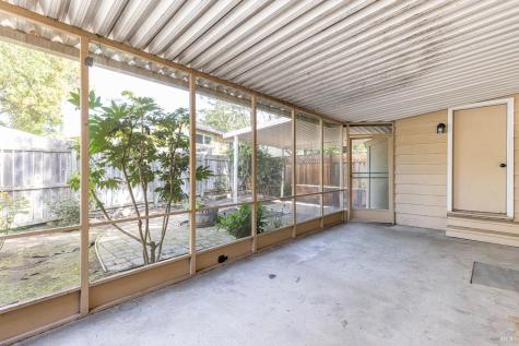 18090 Las Lomas Road Sonoma CA 95476