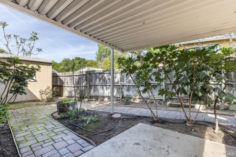 18090 Las Lomas Road Sonoma CA 95476