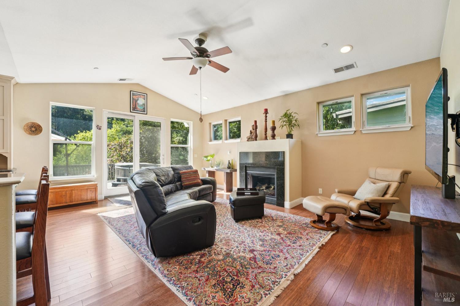 22585 Sylvan Way Monte Rio CA 95462