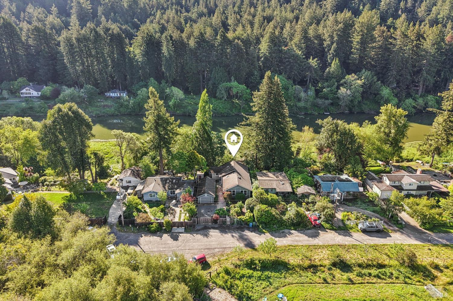 22585 Sylvan Way Monte Rio CA 95462