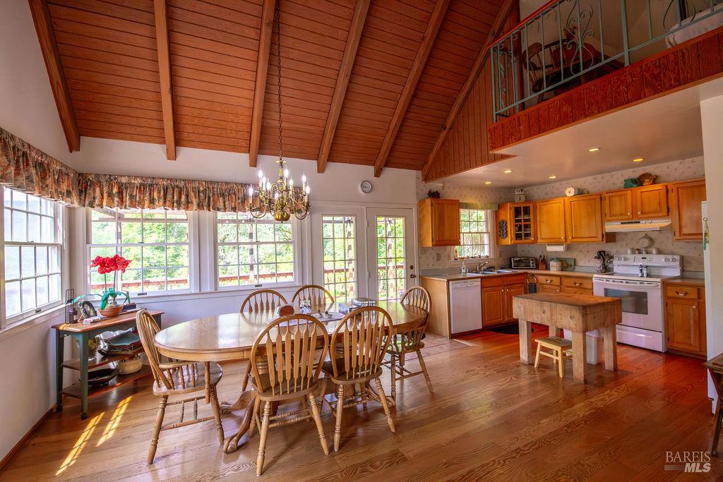 48600 Highway 101 Highway Laytonville CA 95454