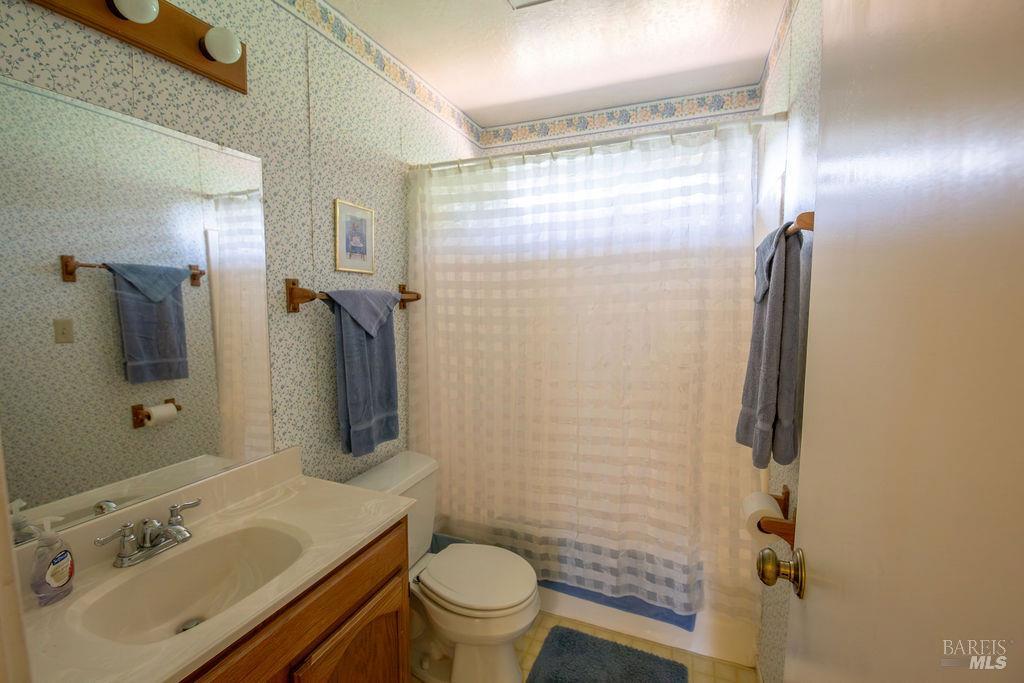 48600 Highway 101 Highway Laytonville CA 95454
