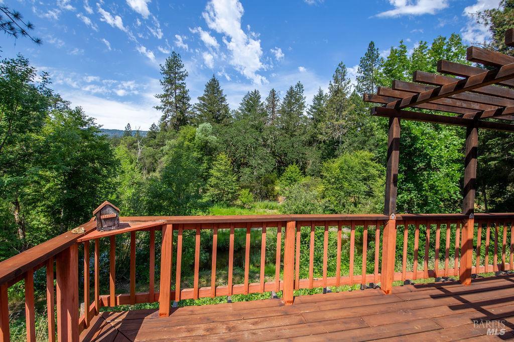 48600 Highway 101 Highway Laytonville CA 95454