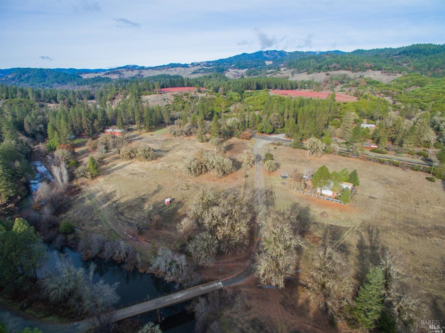 48600 Highway 101 Highway Laytonville CA 95454