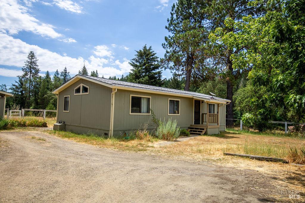 48600 Highway 101 Highway Laytonville CA 95454