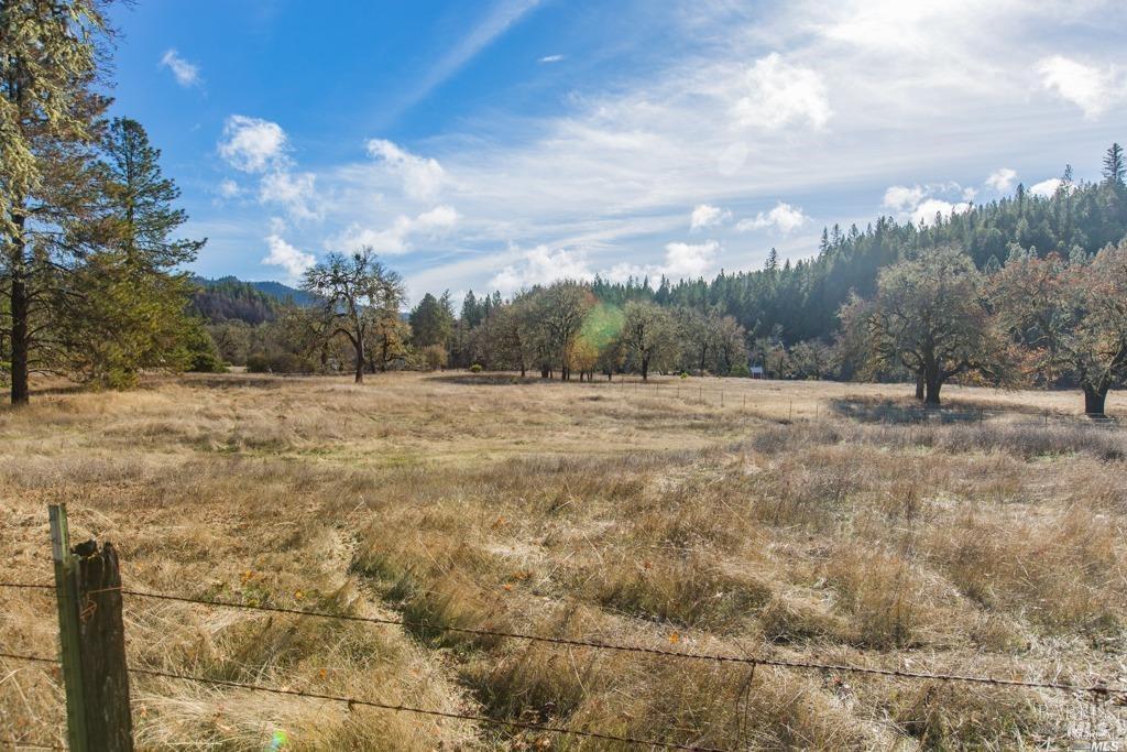 48600 Highway 101 Highway Laytonville CA 95454