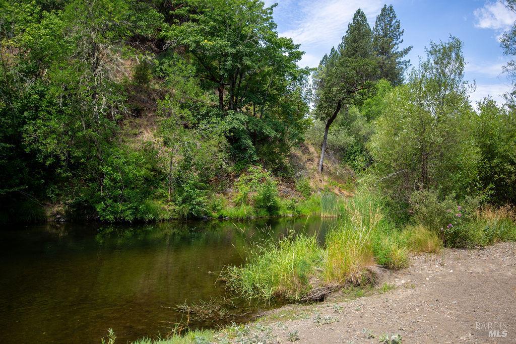 48600 Highway 101 Highway Laytonville CA 95454