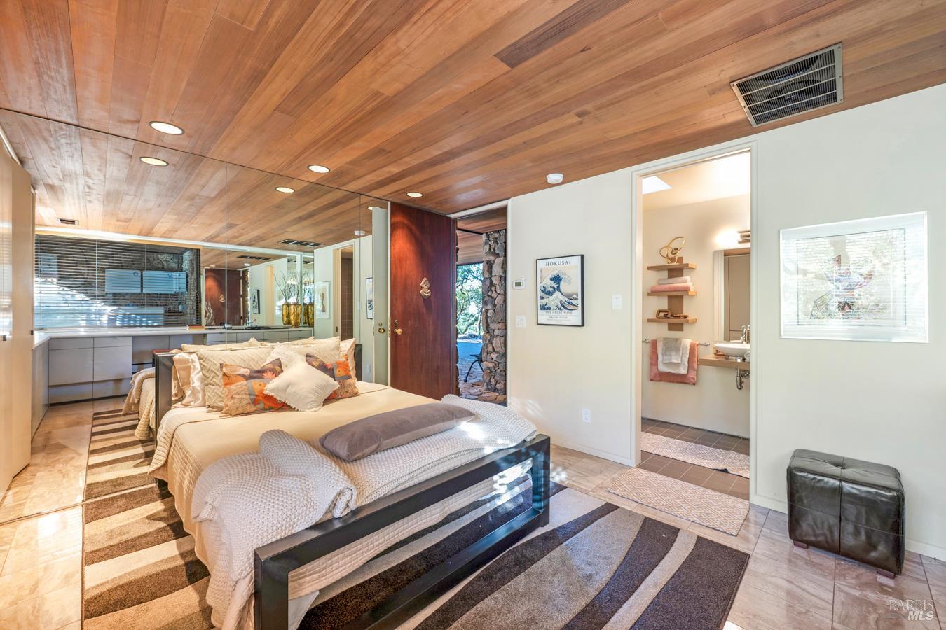 825 White Oak Drive Santa Rosa CA 95409