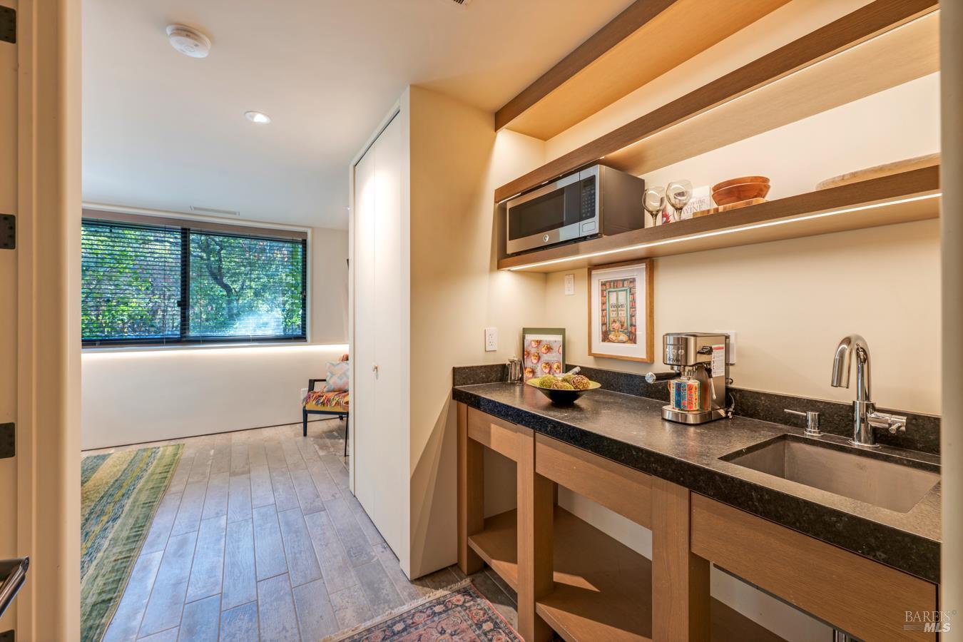 825 White Oak Drive Santa Rosa CA 95409