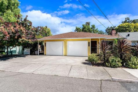 327-329 Plaza Street Healdsburg CA 95448