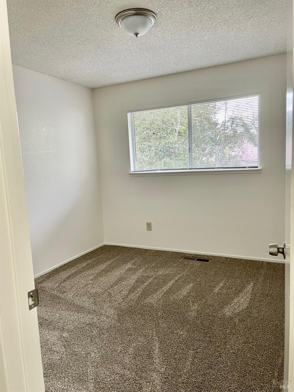 327-329 Plaza Street Healdsburg CA 95448