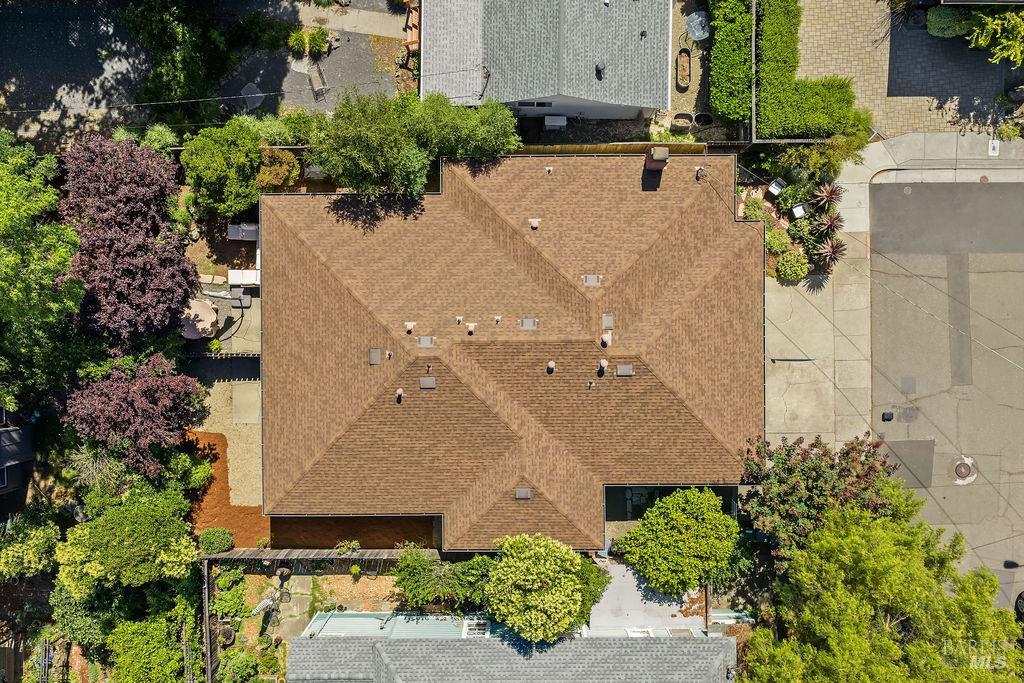 327-329 Plaza Street Healdsburg CA 95448