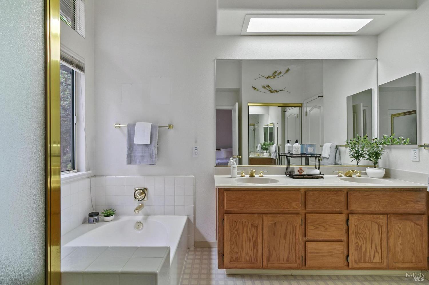 2361 Mountain View Court Fairfield CA 94534