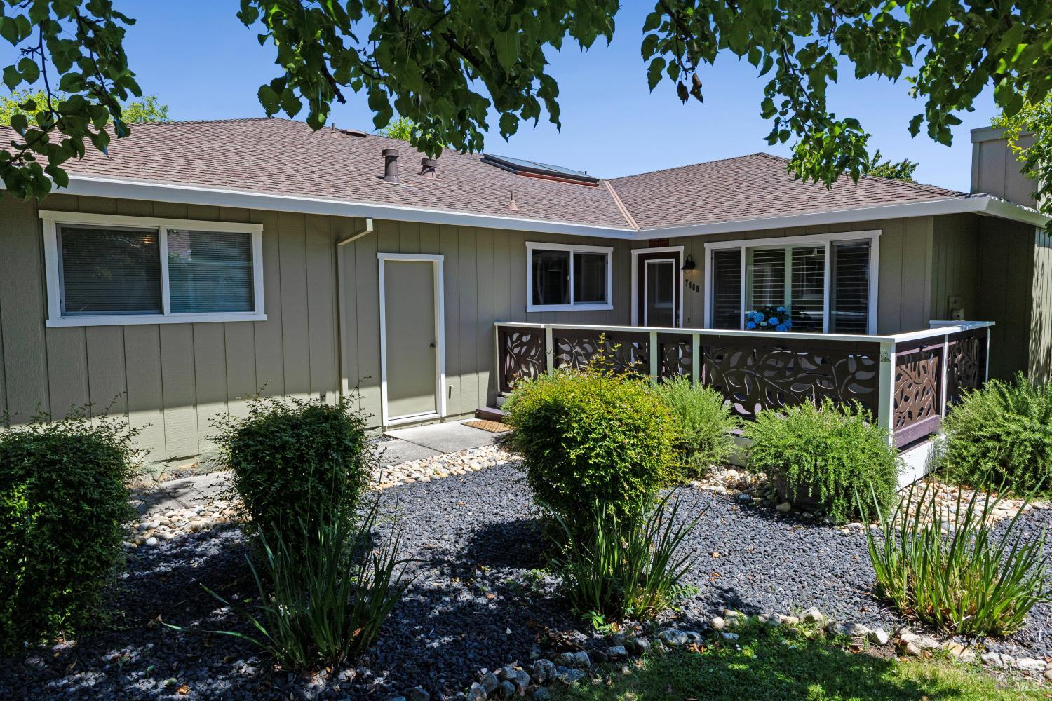 7409 Oakmont Drive Santa Rosa CA 95409