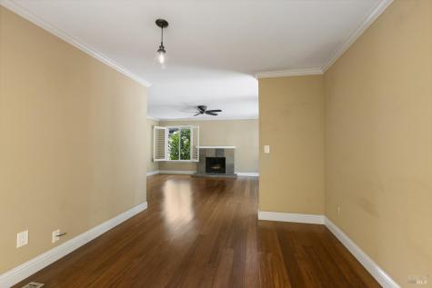 7409 Oakmont Drive Santa Rosa CA 95409