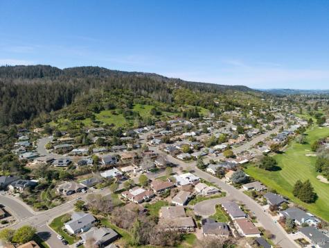 7409 Oakmont Drive Santa Rosa CA 95409