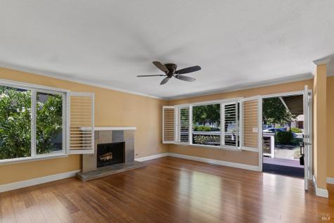 7409 Oakmont Drive Santa Rosa CA 95409