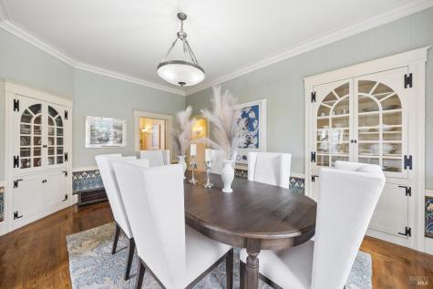 335 Bassett Street Petaluma CA 94952