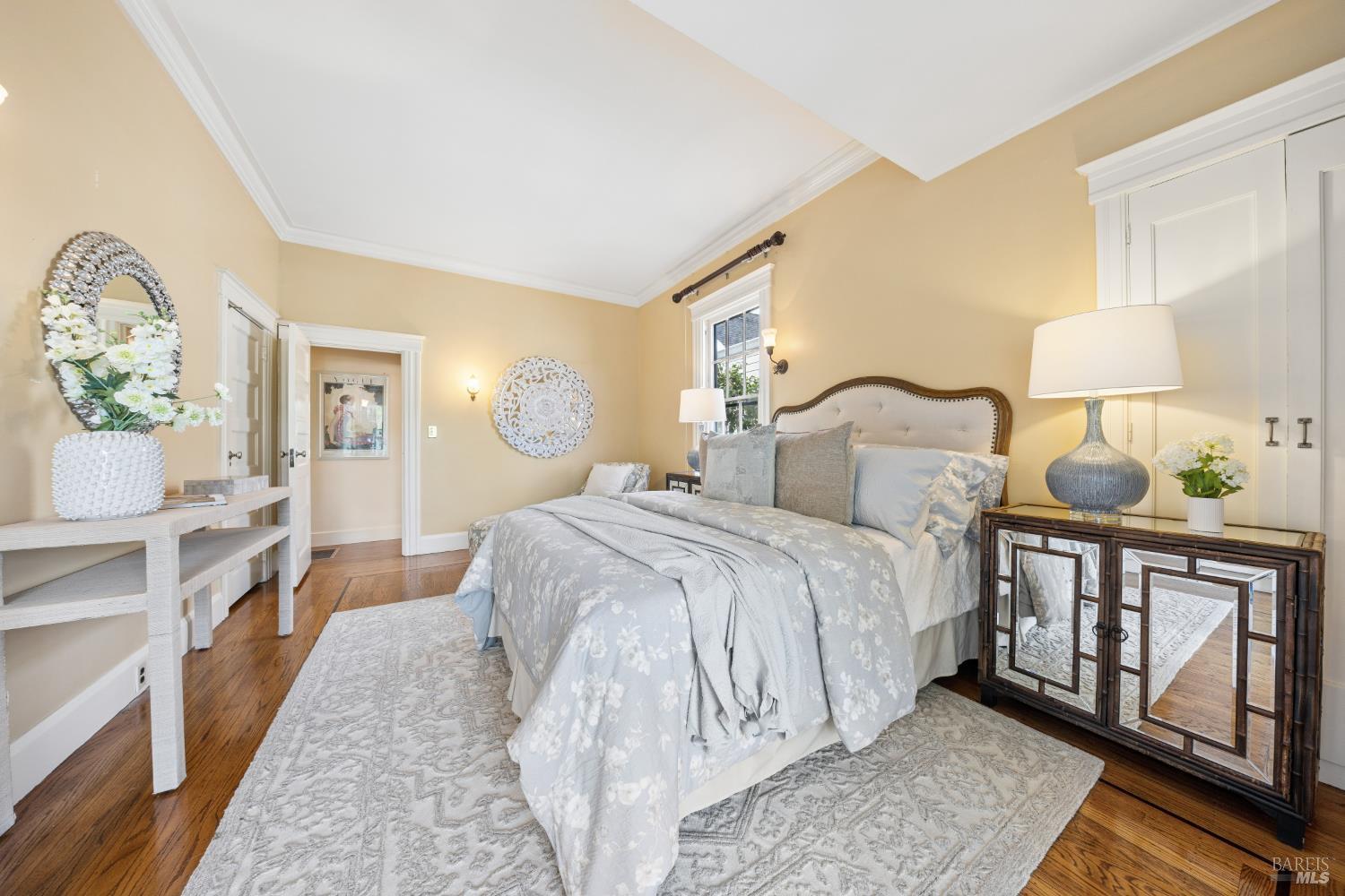 335 Bassett Street Petaluma CA 94952