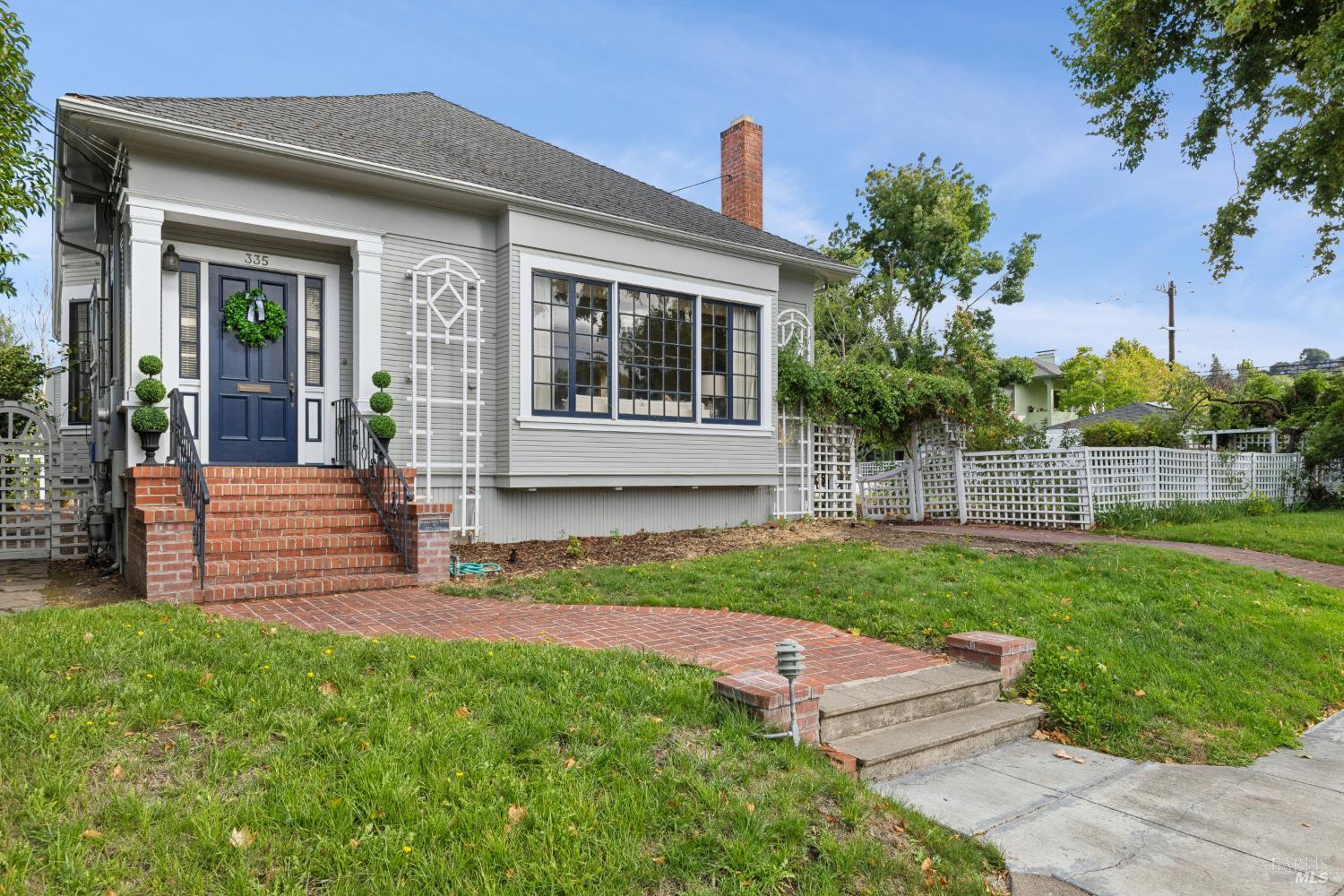 335 Bassett Street Petaluma CA 94952