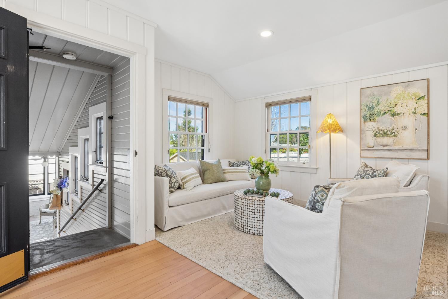 335 Bassett Street Petaluma CA 94952