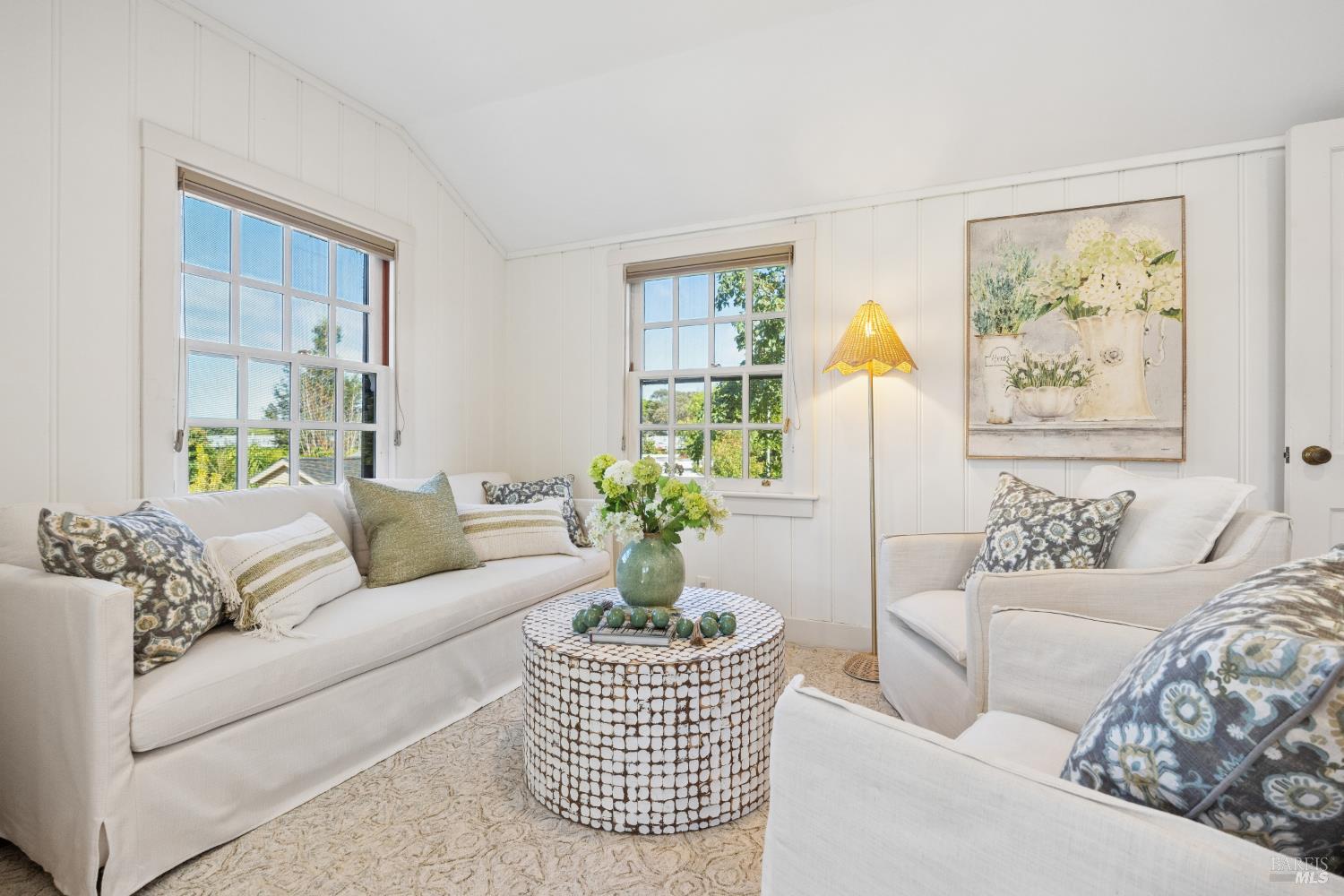 335 Bassett Street Petaluma CA 94952