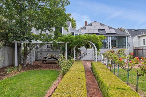 335 Bassett Street Petaluma CA 94952