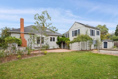 335 Bassett Street Petaluma CA 94952