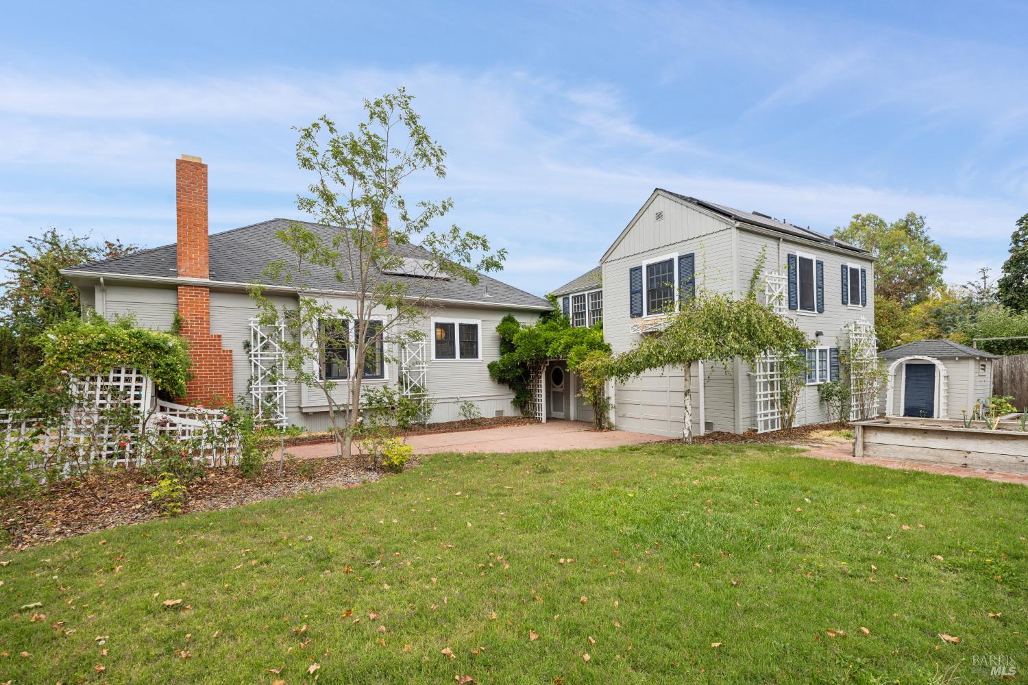 335 Bassett Street Petaluma CA 94952