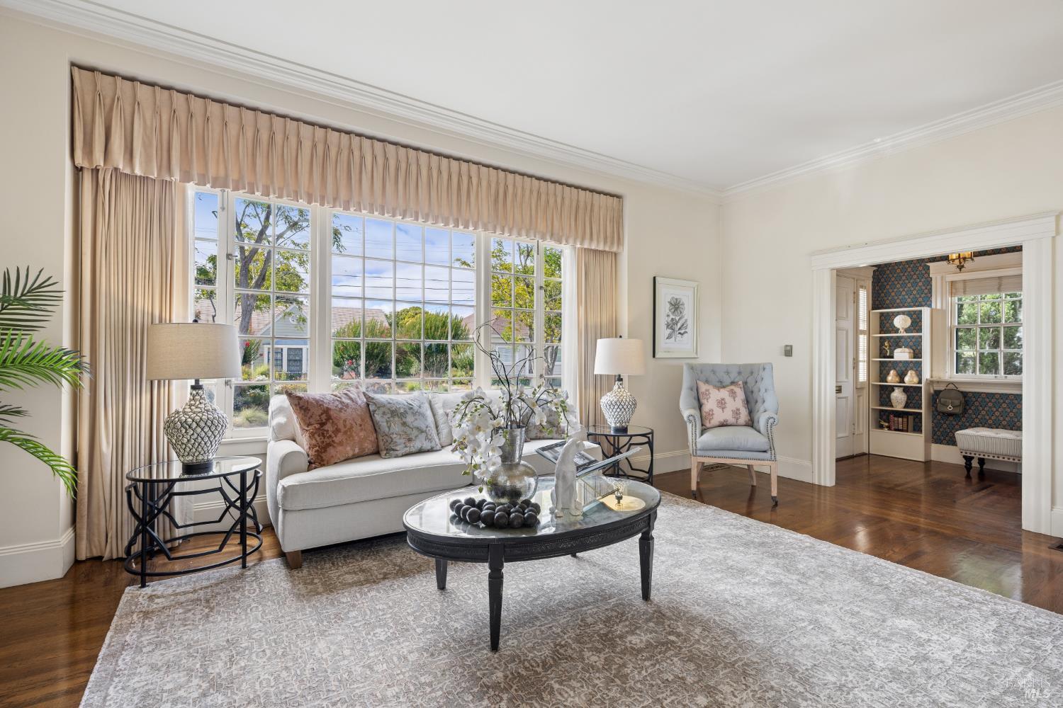 335 Bassett Street Petaluma CA 94952