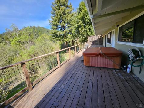 16868 Center Way Guerneville CA 95446