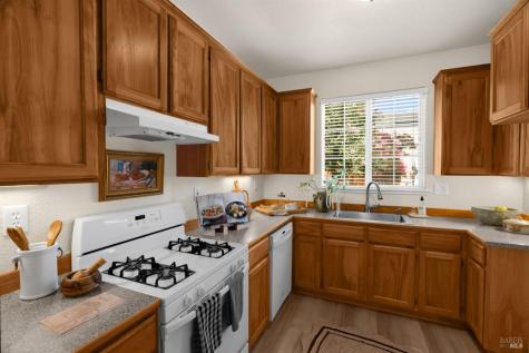 1736 Cork Tree Lane Santa Rosa CA 95404