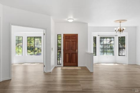19489 Laurelbrook Court Sonoma CA 95476