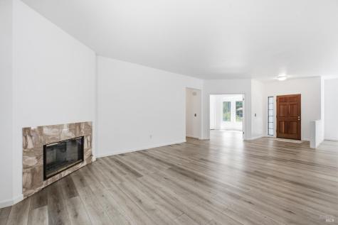 19489 Laurelbrook Court Sonoma CA 95476