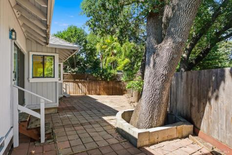19489 Laurelbrook Court Sonoma CA 95476