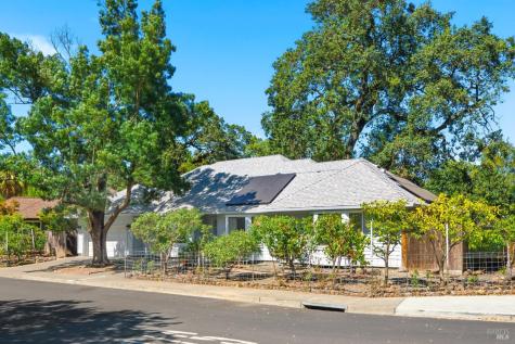 19489 Laurelbrook Court Sonoma CA 95476