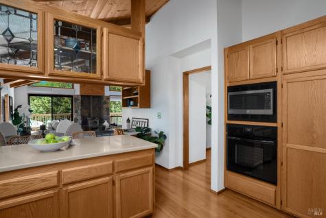 1835 San Ramon Way Santa Rosa CA 95409
