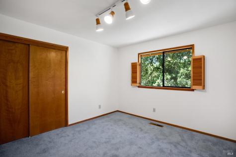1835 San Ramon Way Santa Rosa CA 95409