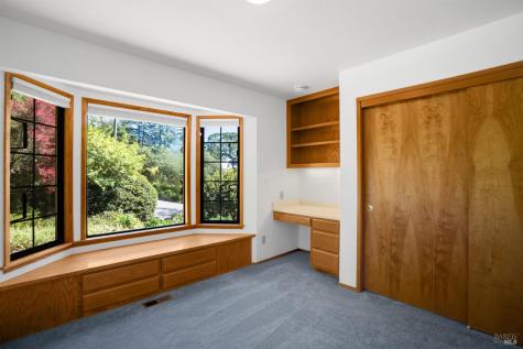 1835 San Ramon Way Santa Rosa CA 95409