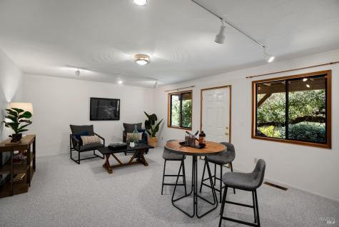 1835 San Ramon Way Santa Rosa CA 95409