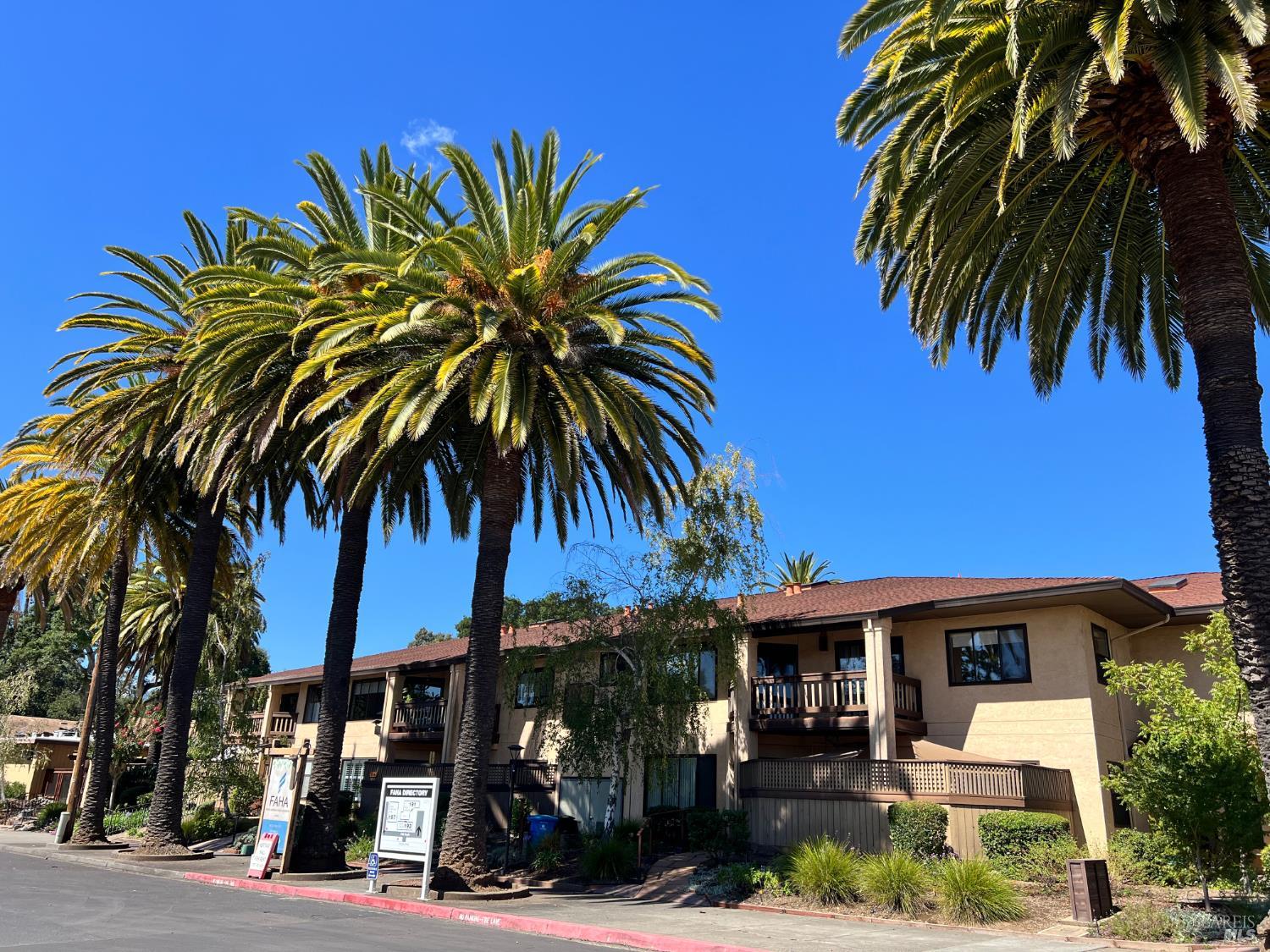 193 W Verano Avenue Sonoma CA 95476