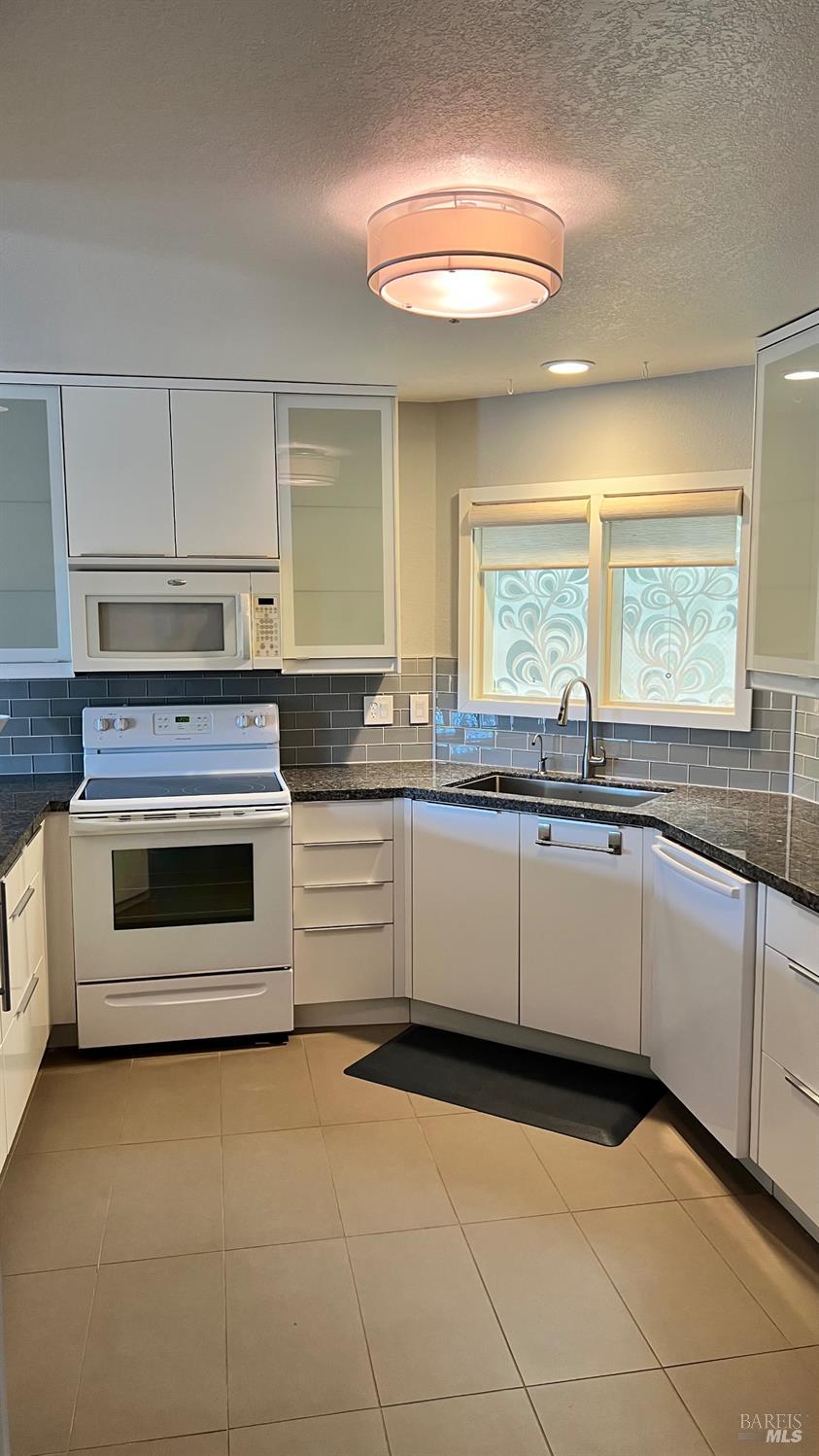 193 W Verano Avenue Sonoma CA 95476