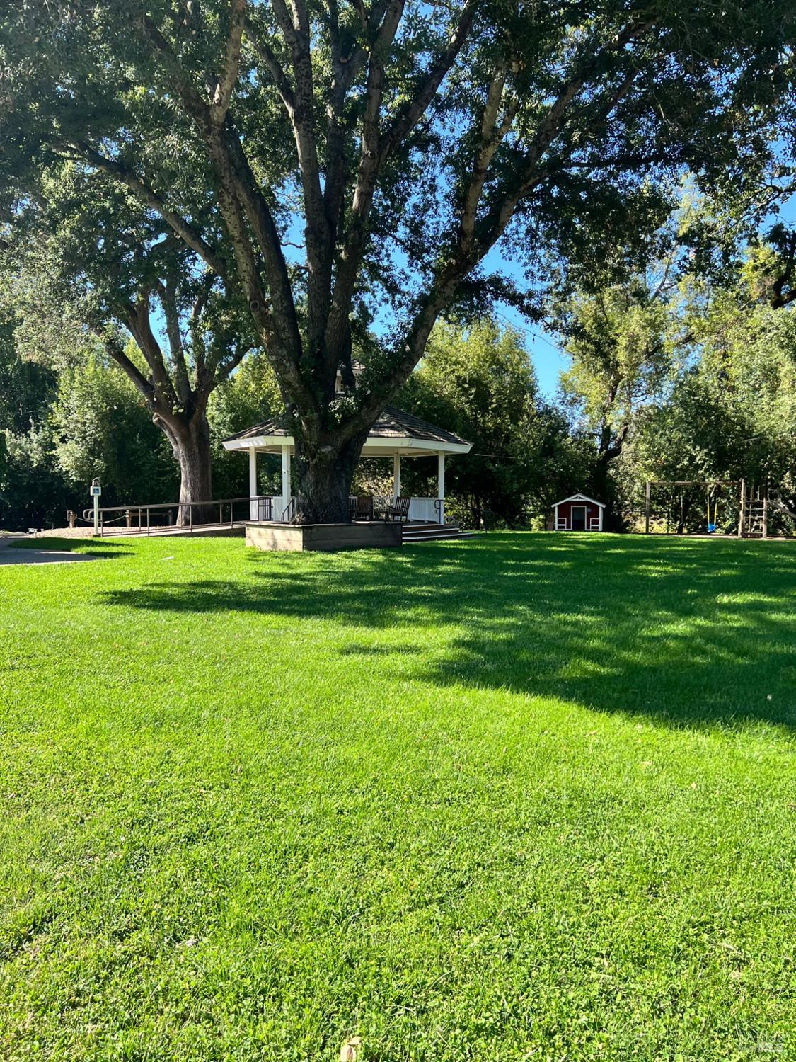 193 W Verano Avenue Sonoma CA 95476