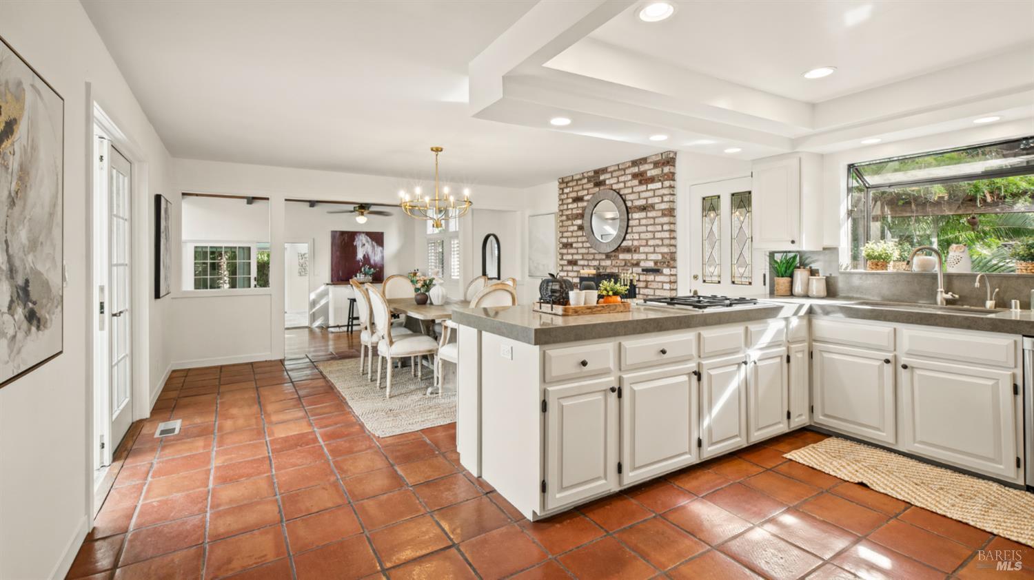 728 Eucalyptus Avenue Novato CA 94947