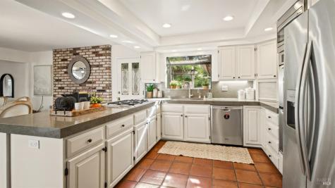 728 Eucalyptus Avenue Novato CA 94947